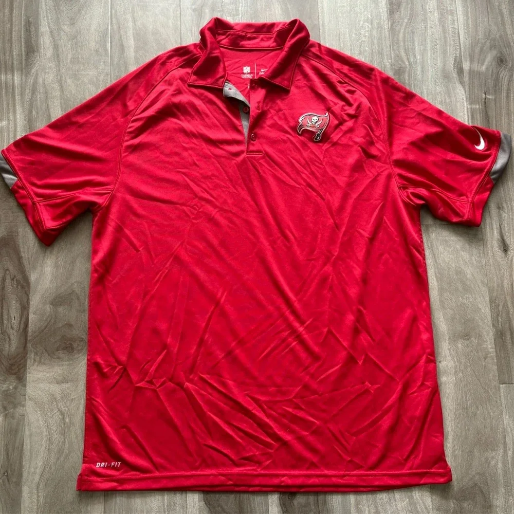 Nike Tampa‎ Bay Buccaneers NFL On-Field Polo Shirt Men's Large Red Dri-Fit Golf